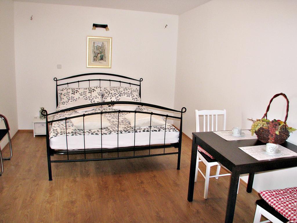 Apartment Noa Kaštel Kambelovac 部屋 写真